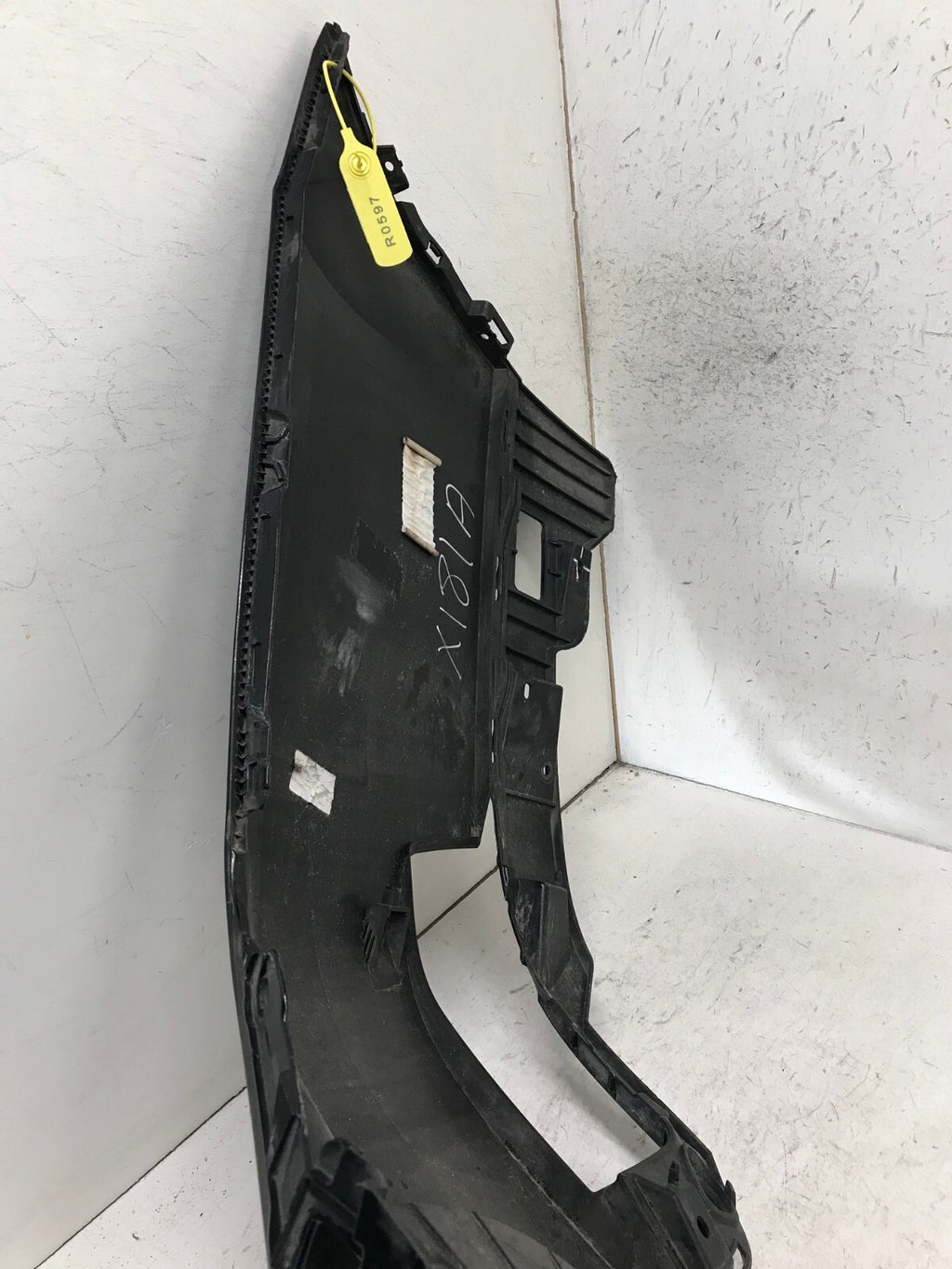 Rear Upper Bumper Cover Black Hyundai Palisade Lted/SE/SEL/SEL Plus/Ultimate OEM