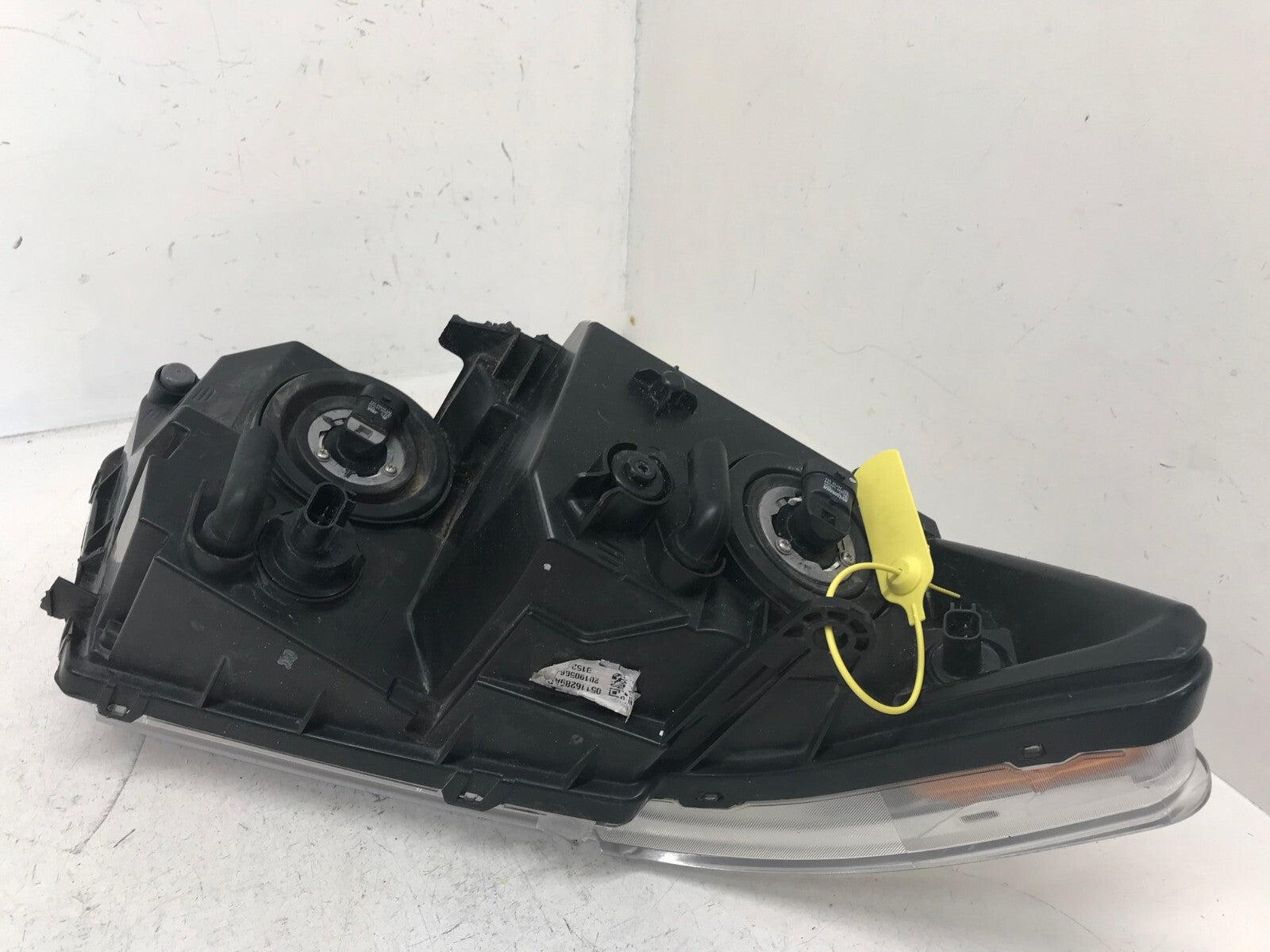 Headlight Damaged Left Driver LH 2009 - 2020 Dodge Journey 05116289AD OEM