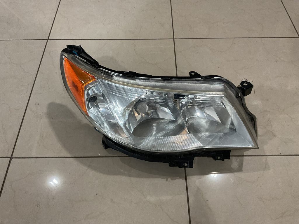 Headlight Right Passenger RH 2009-2013 Subaru Forester Damaged CAPA