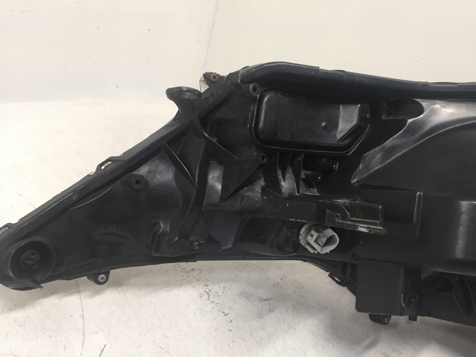 Headlight Damaged Lamp Passenger Right RH Toyota RAV4 2013-2015 OEM