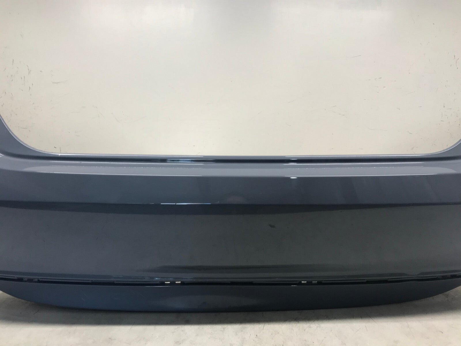 Rear Bumper Cover Honda Accord EX//EX-L/EX-L Hybrid 2018-2019 71501-TVA-A00 OEM3