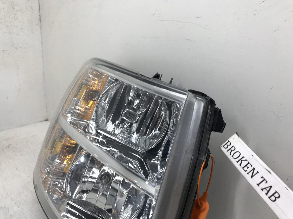 Headlight Damaged RH Right Chevy Silverado 1500 2500 3500 07-2013 22853028 OEM