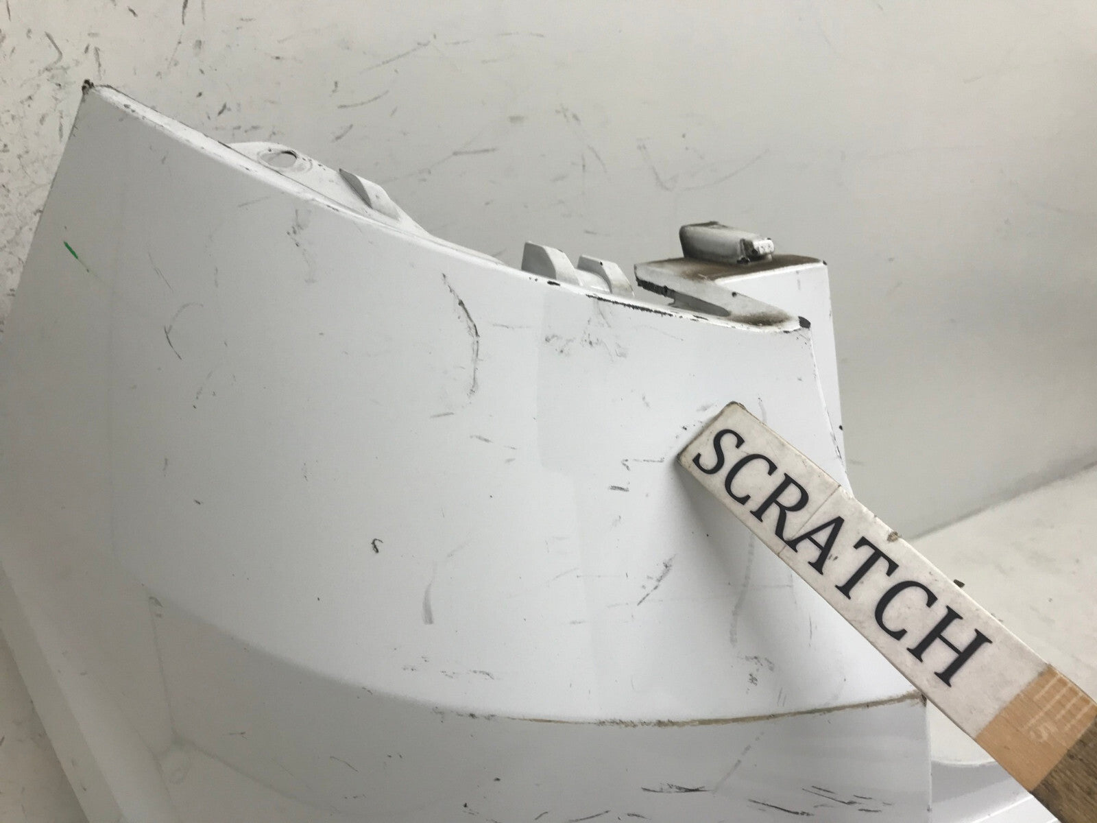 Rear Bumper Cover Hyundai Tucson ECO/Limtd/SE/Sport White 16-17 86611-D3000 OEM2