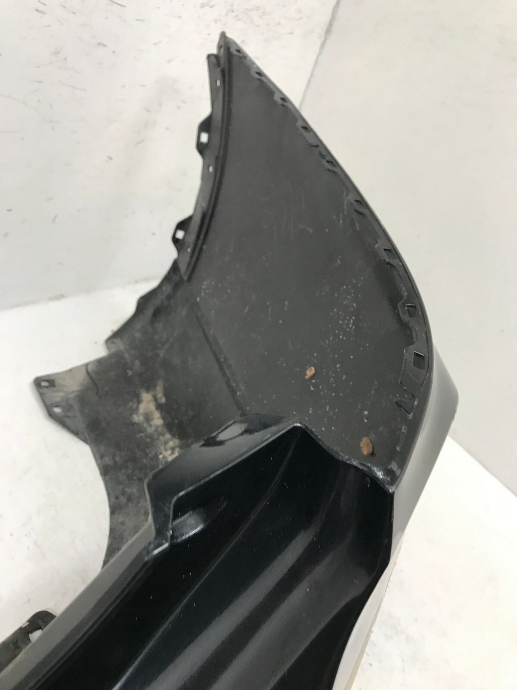 Rear Bumper Cover Black Nissan Rogue S SL SV Hybrid 17-19 85022-6FL0H OEM