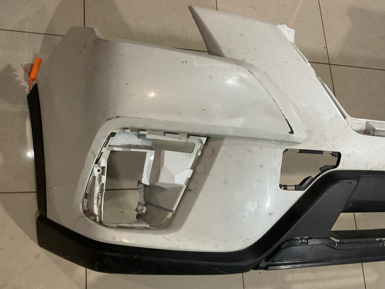 Front Bumper Cover White 2022 2023 Subaru Forester 57704SJ021 OEM