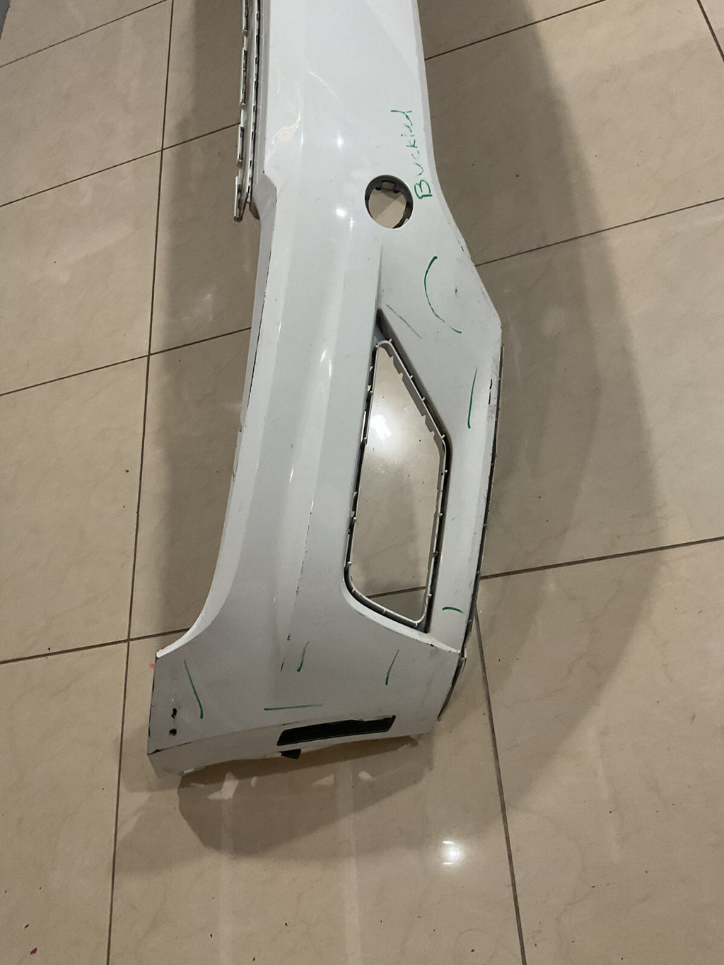 Front Bumper Cover White 2018-2021 Volkswagen Tiguan 6NN+807+221 OEM