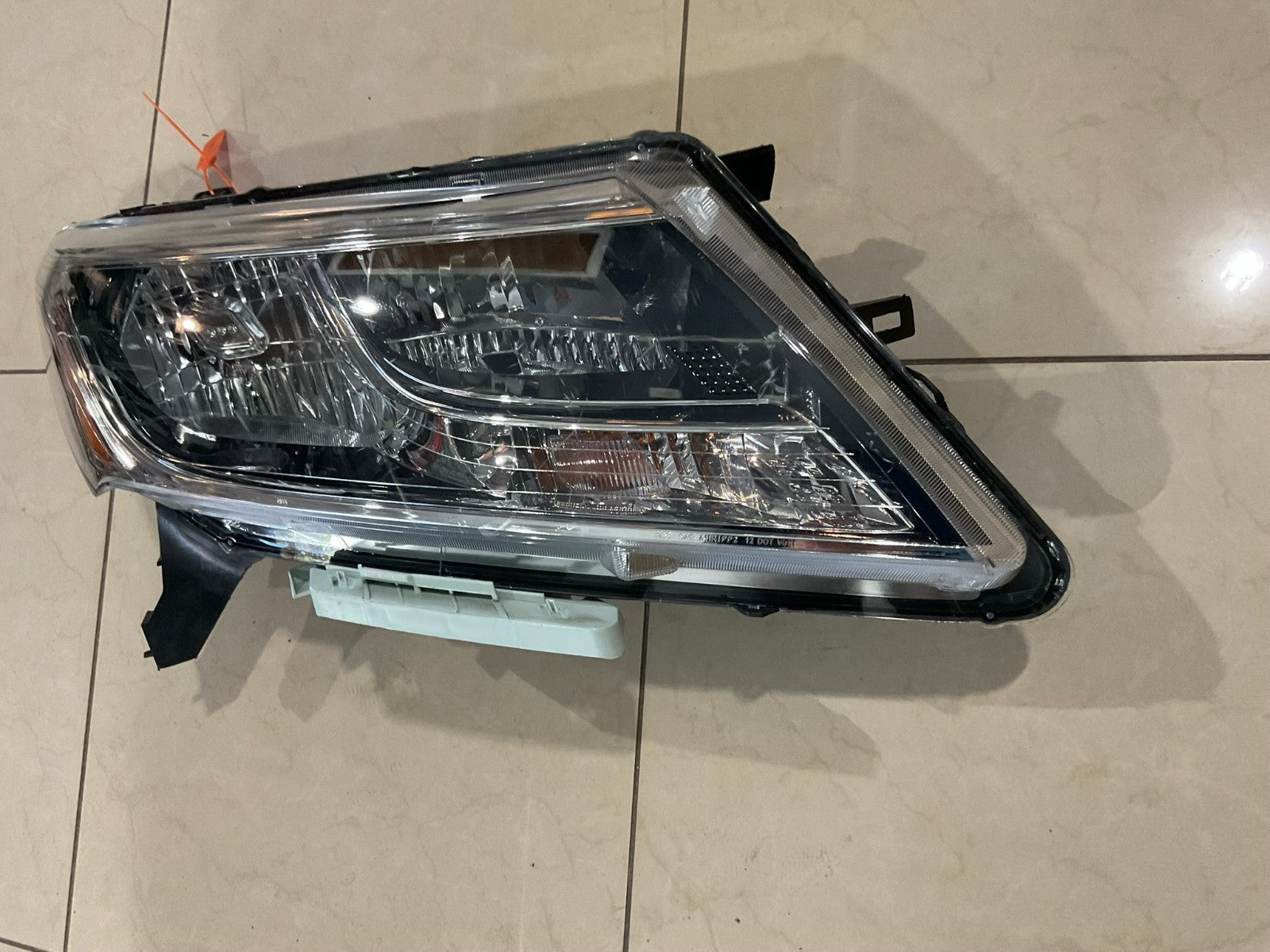 Headlight Right Passenger RH 13-16 Nissan Pathfinder ds725-b0013 OEM
