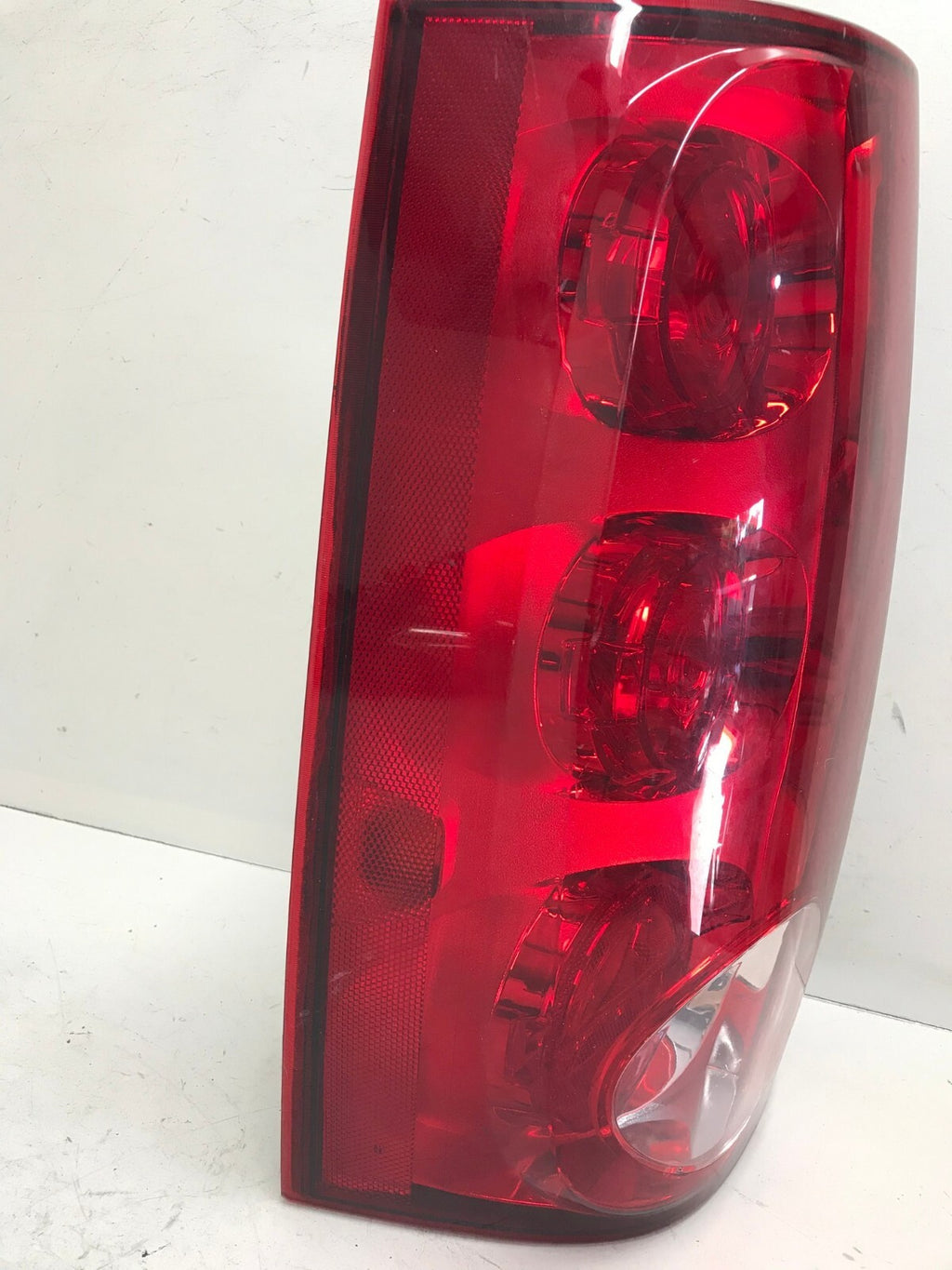 Tail light Damaged Right RH Passenger GMC Yukon/XL 07-14 CAPA