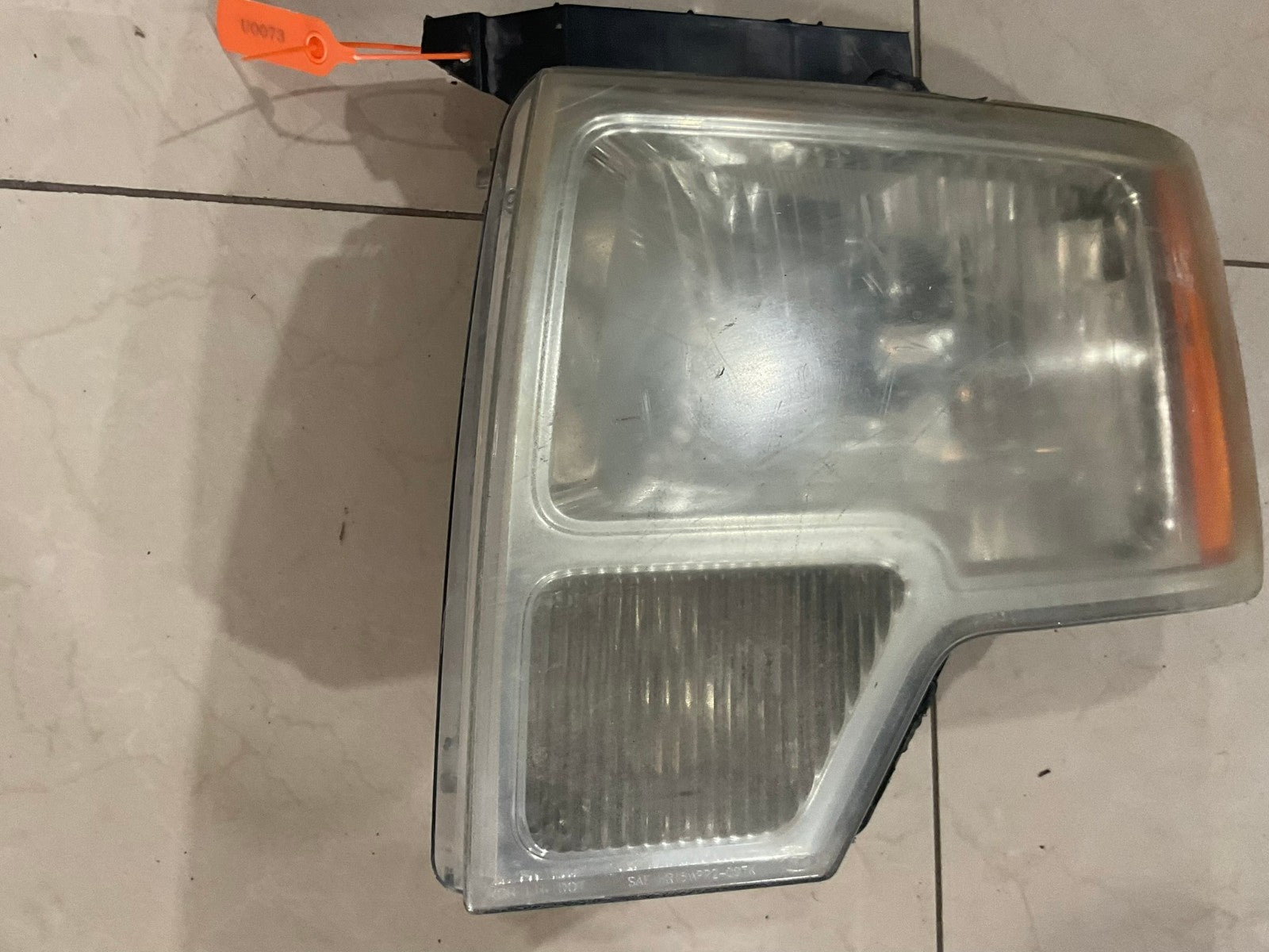 Headlight Left Driver LH 2009 2010 11 2012 2013 2014 Ford F-150 F150 Pickup CAPA