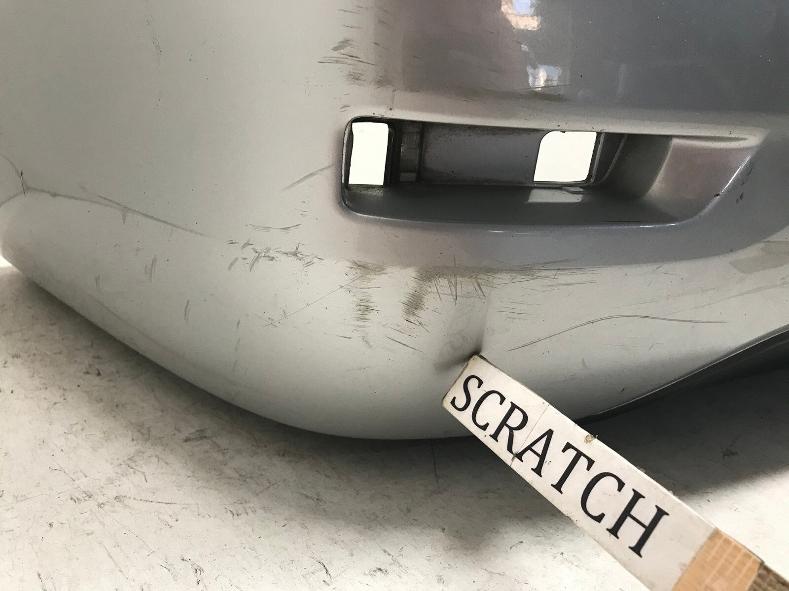 Rear Bumper Cover Silver Nissan Sentra SR/SR Turbo 2016-2018 85022-3SH0H OEM