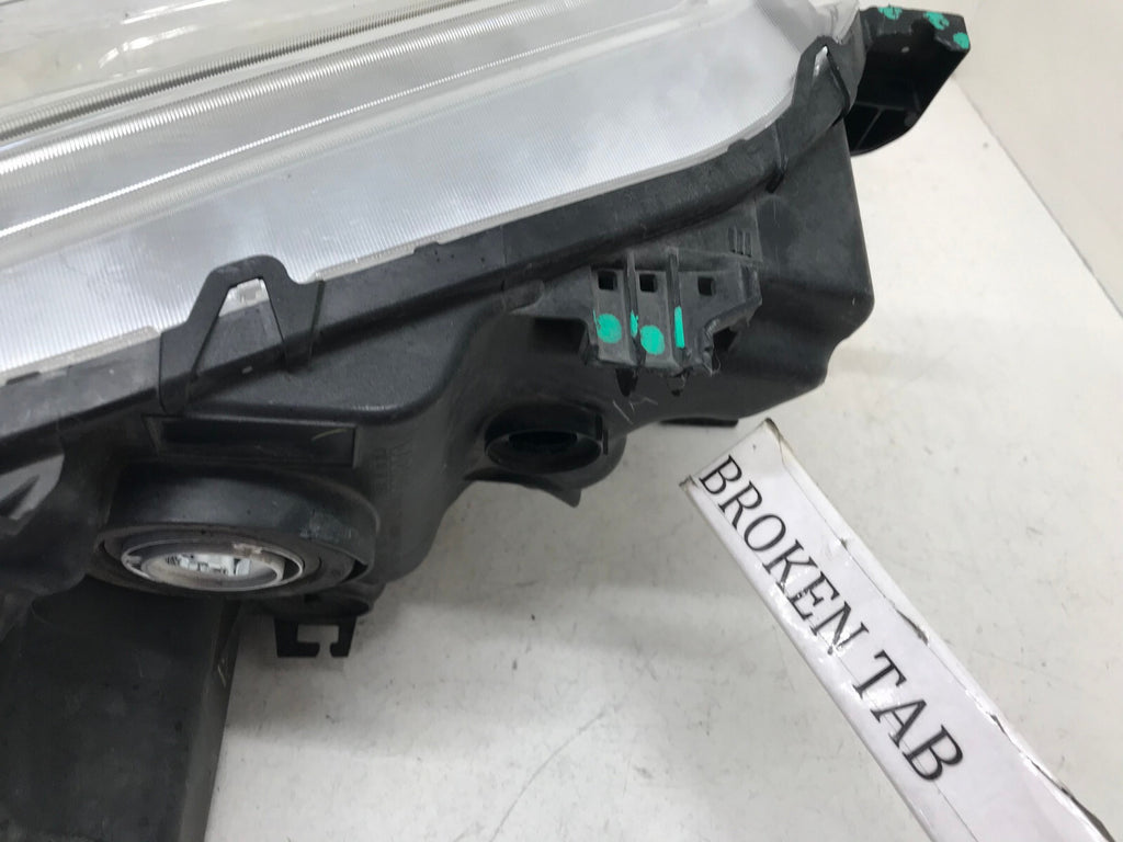 Projector Headlight Damaged Driver LH Toyota Tacoma 2016-2018 8115004250 OEM2