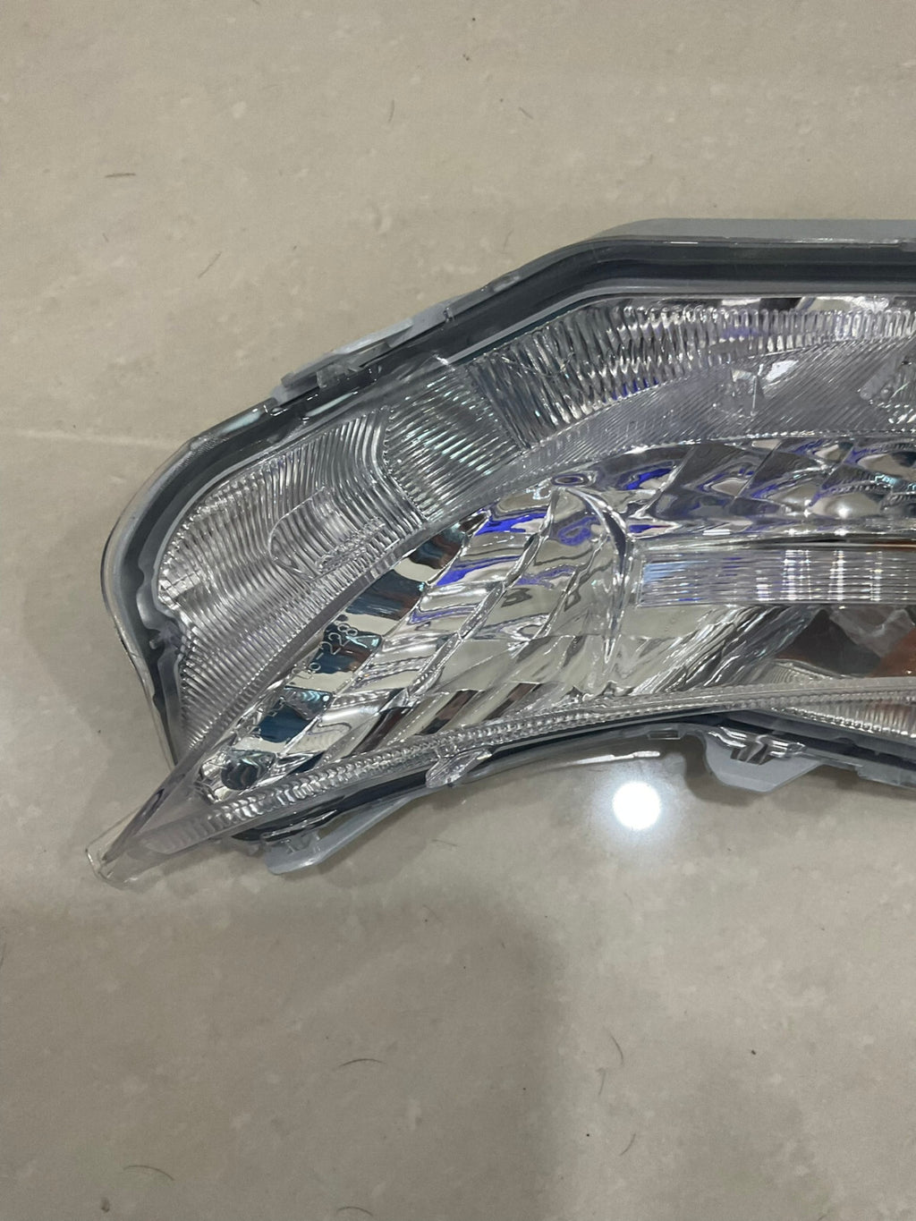 Fog light Damaged Right Passenger RH 2015-2017 Toyota Camry NAL+945+233 OEM