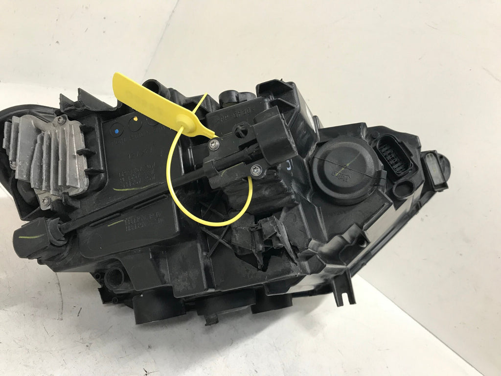 Headlight Damaged LED Left LH Driver Volkswagen Jetta 2019-2022 17A941035C OEM
