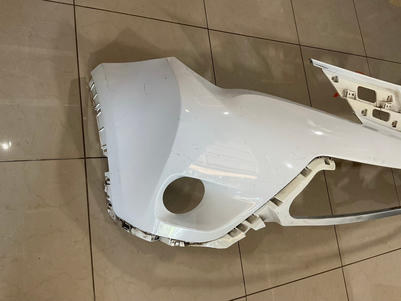 Front Bumper Cover White 2013-2015 Toyota Rav4 LE 52119+0R110 OEM
