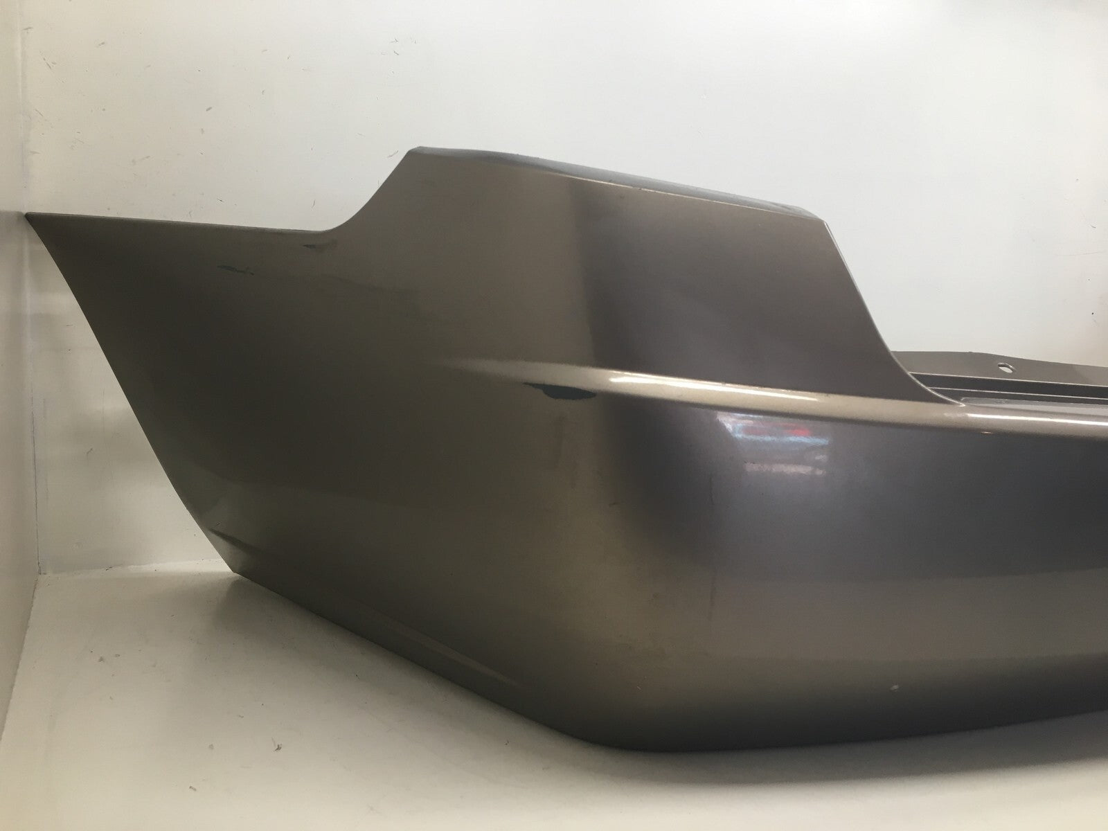 Rear Bumper Cover Chevrolet Malibu Base/LS/LT/LTZ 2004-2008 12335940 Original