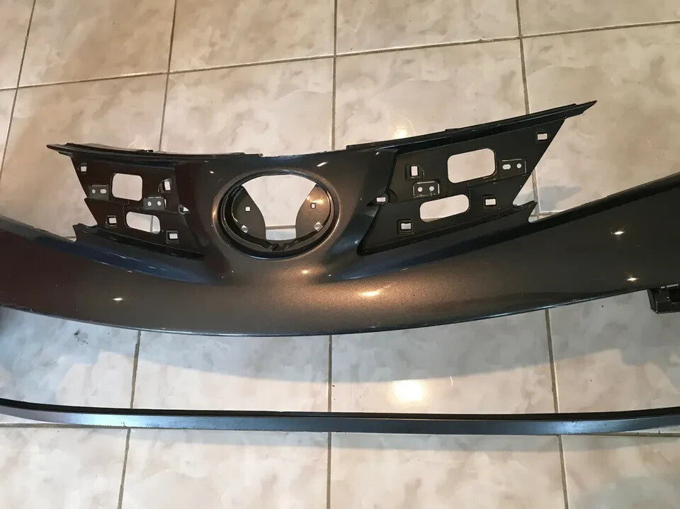 Front Bumper Toyota RAV4 LE/XLE/Limited w/o Sensors 2016-2017 OEM