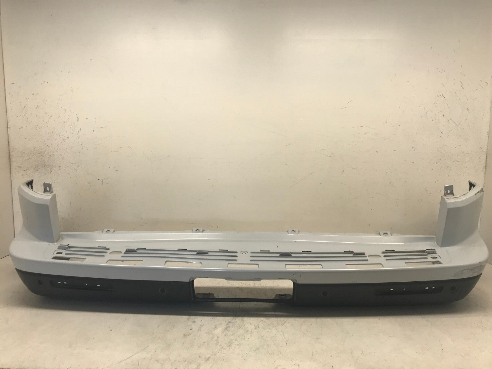 Rear Bumper Cover White Land Rover LR3 HSE SE 2005-2008 w/Sensor Holes OEM