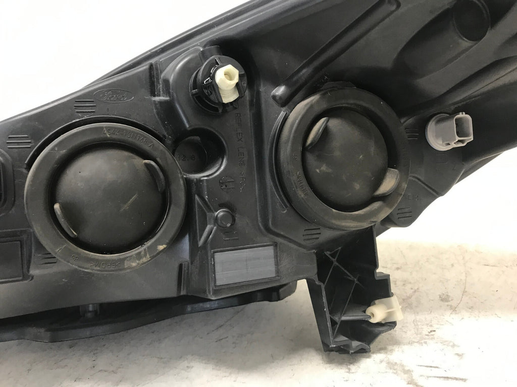 Headlight Damaged Right passenger RH Ford Escape 2013-2016 R 44ZH-2090-A OEM