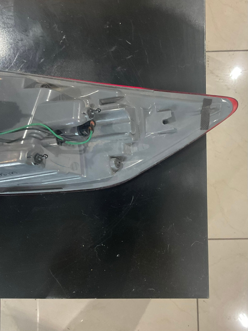 Tail Light Left Driver LH Hyundai Elantra 17-20 92401+F2000 OEM