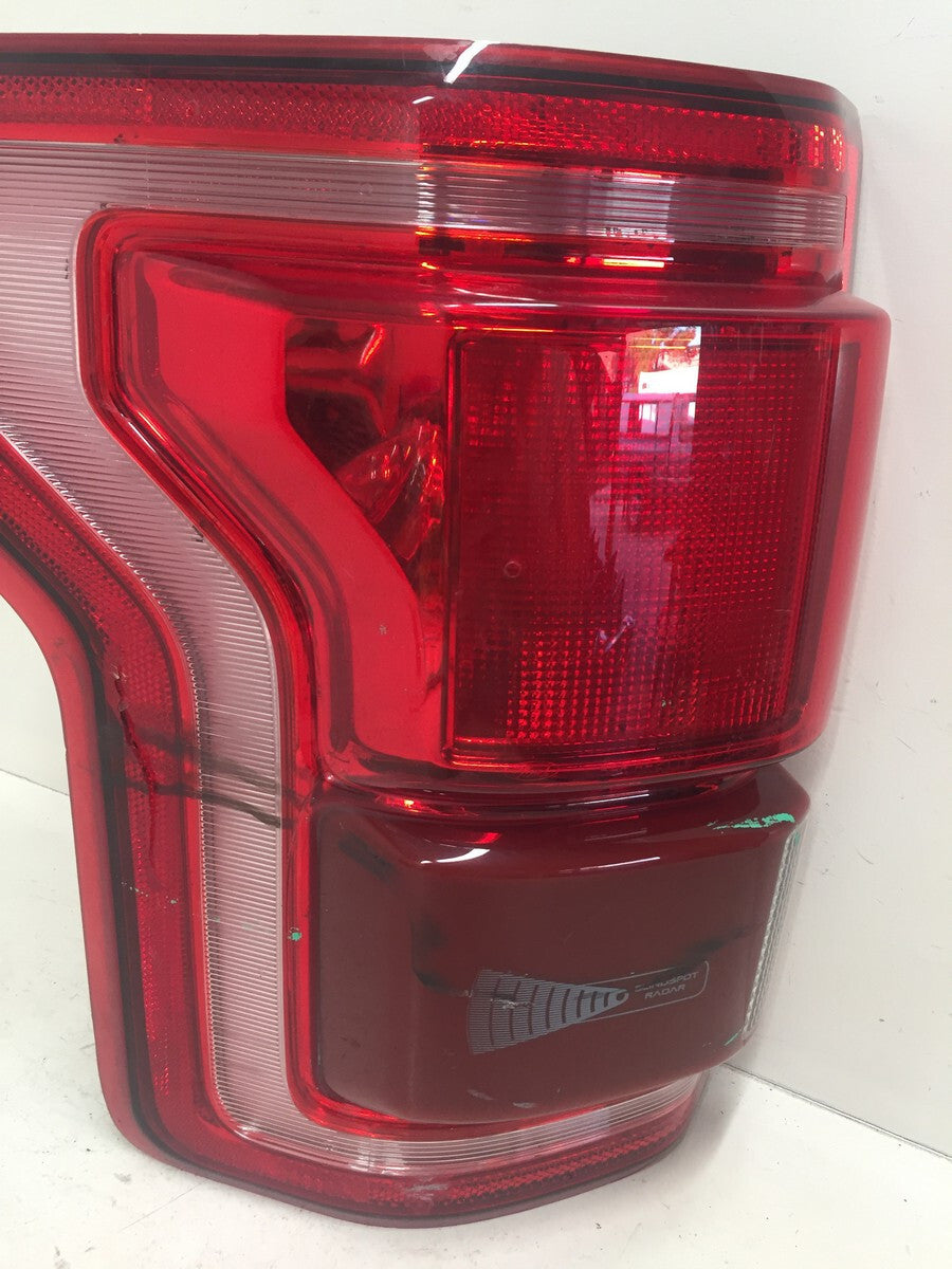 Tail light Damaged LH Left Driver Ford F150 F 150 2015-2017 FL34-13B505-C OEM