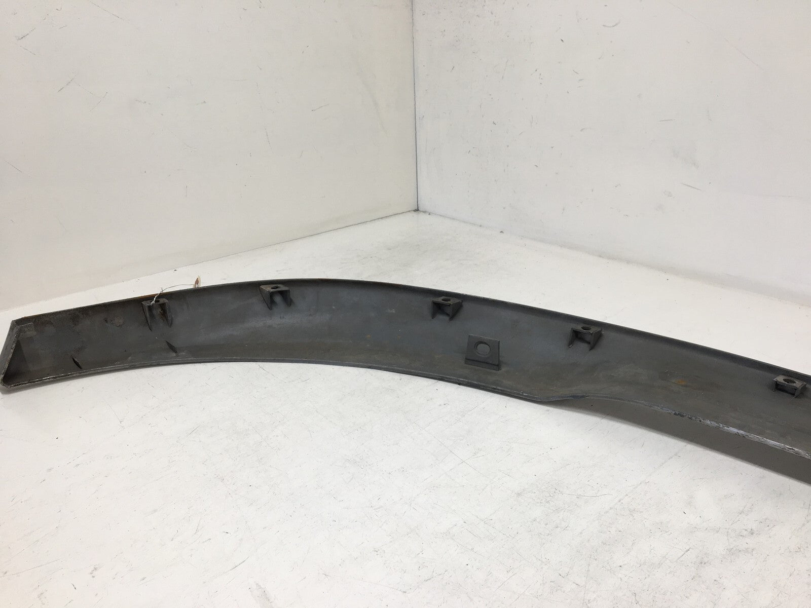 Front Bumper Cover Upper Top Pad Trim Ford F150 F 150 99-03 XL34-17C881-BFW OEM