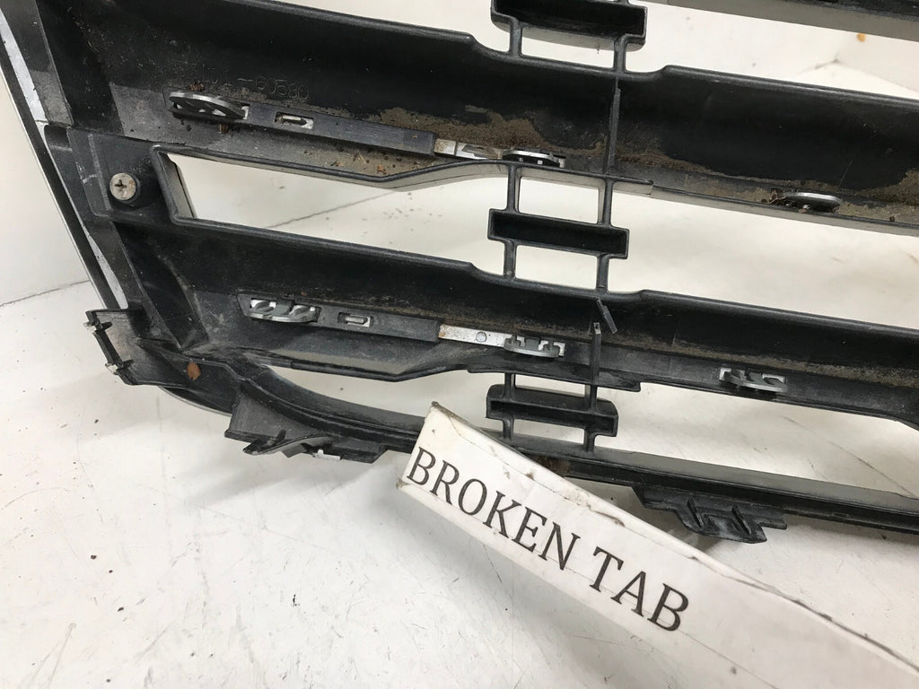 Grill Grille Toyota Landcruiser 2007 53101-60480 OEM
