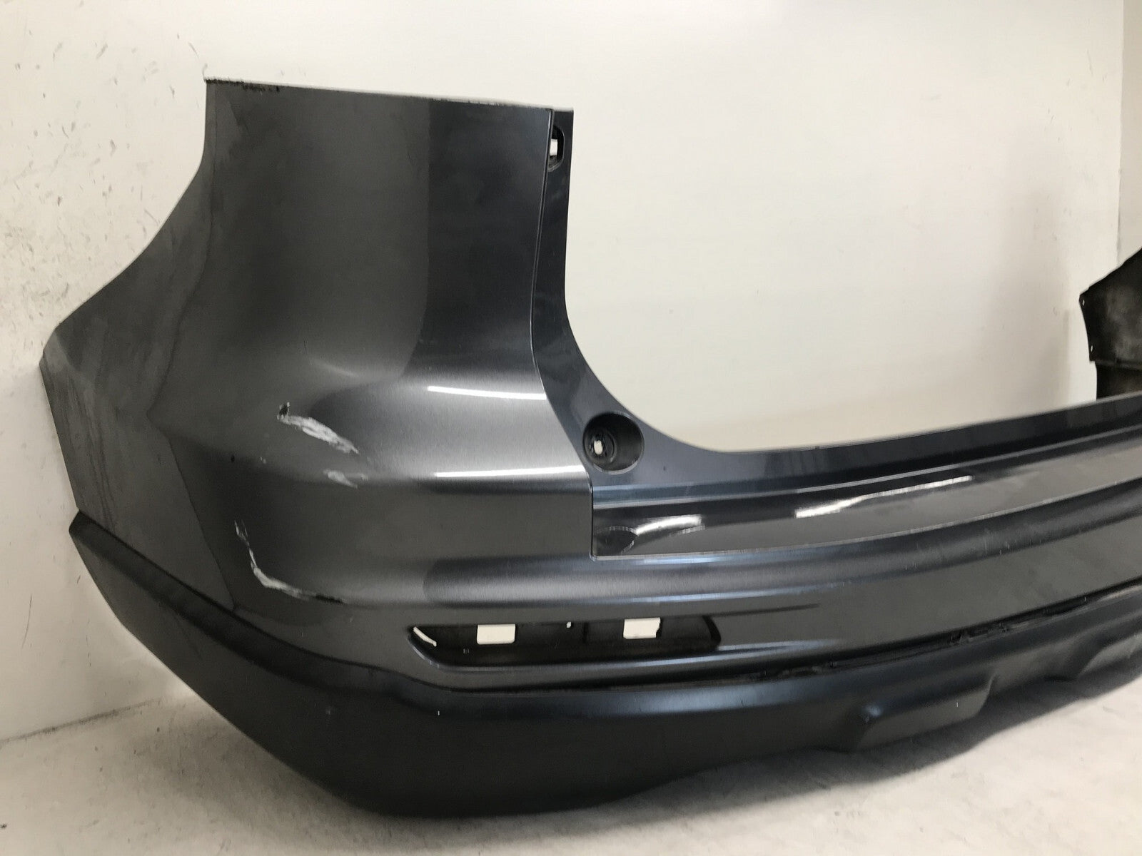 Rear Bumper Cover Honda CR-V EX/LX/EX-L/SE 2010-2011 71501-SWA-ZZ00 OEM