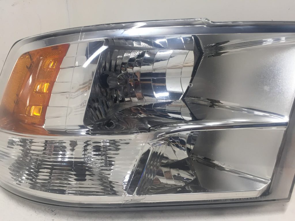 Head light Damaged RH Right Dodge Ram 1500/2500/3500 2009-2018 55277409AD OEM
