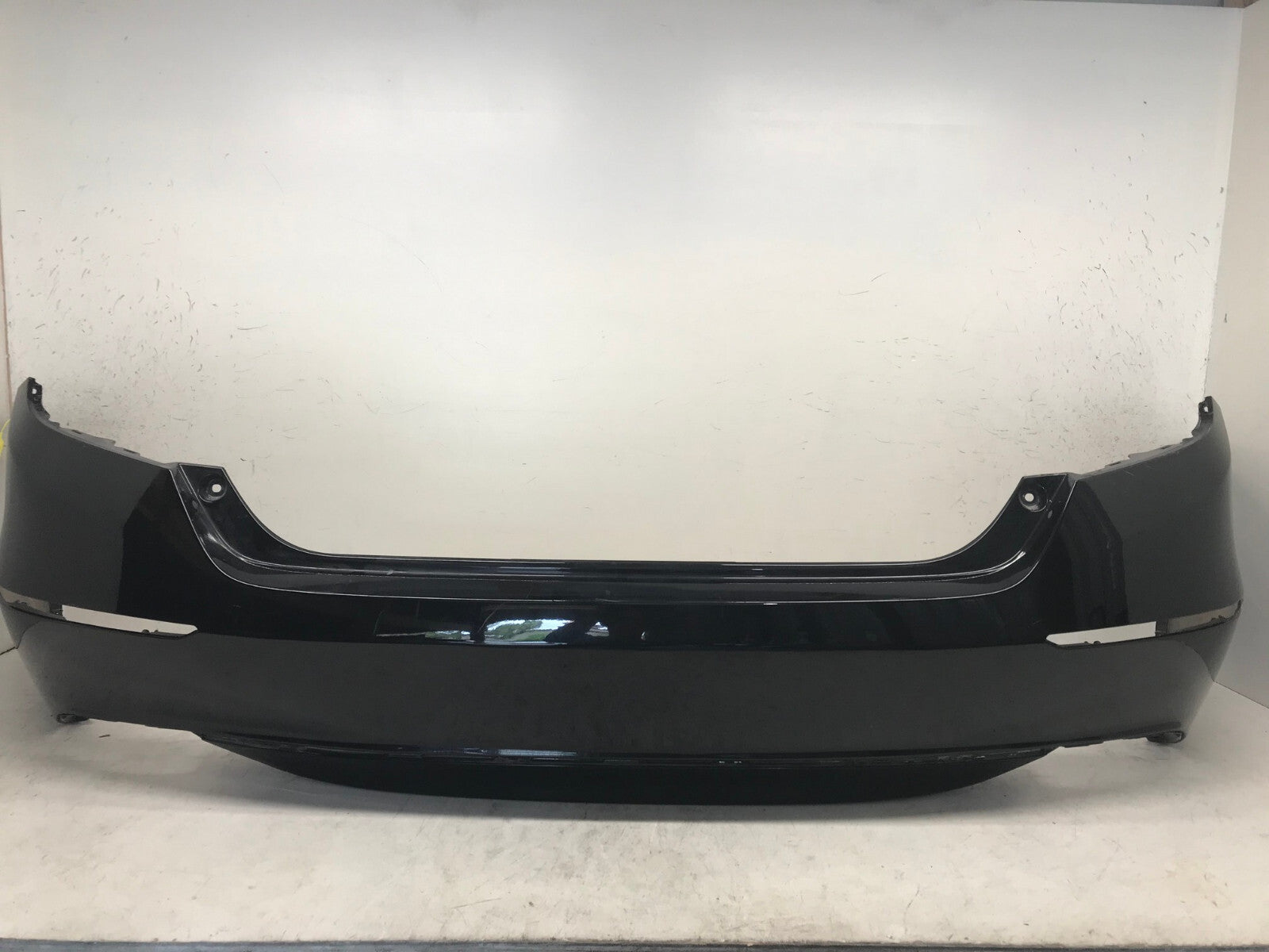 Rear Bumper Cover Honda Accord Touring Black 2018 2019 71501-TVA-A000 OEM3