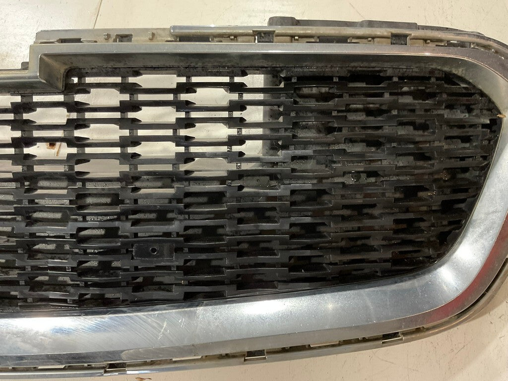 Grill Grille Black/Silver Trim 2014-2016 Chevrolet Malibu 22995181/22995190 OEM