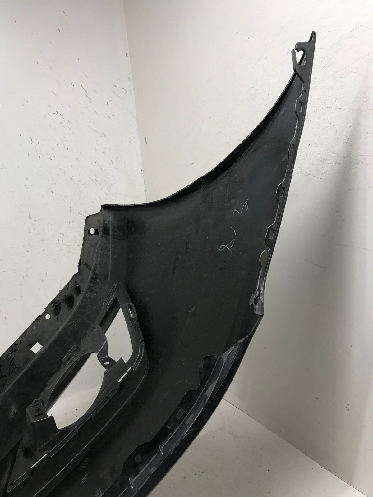 Front Bumper Cover Nissan Sentra S/SL/SV/FE-S/SR/SR Turbo 16-18 62022-3YU0H OEM3