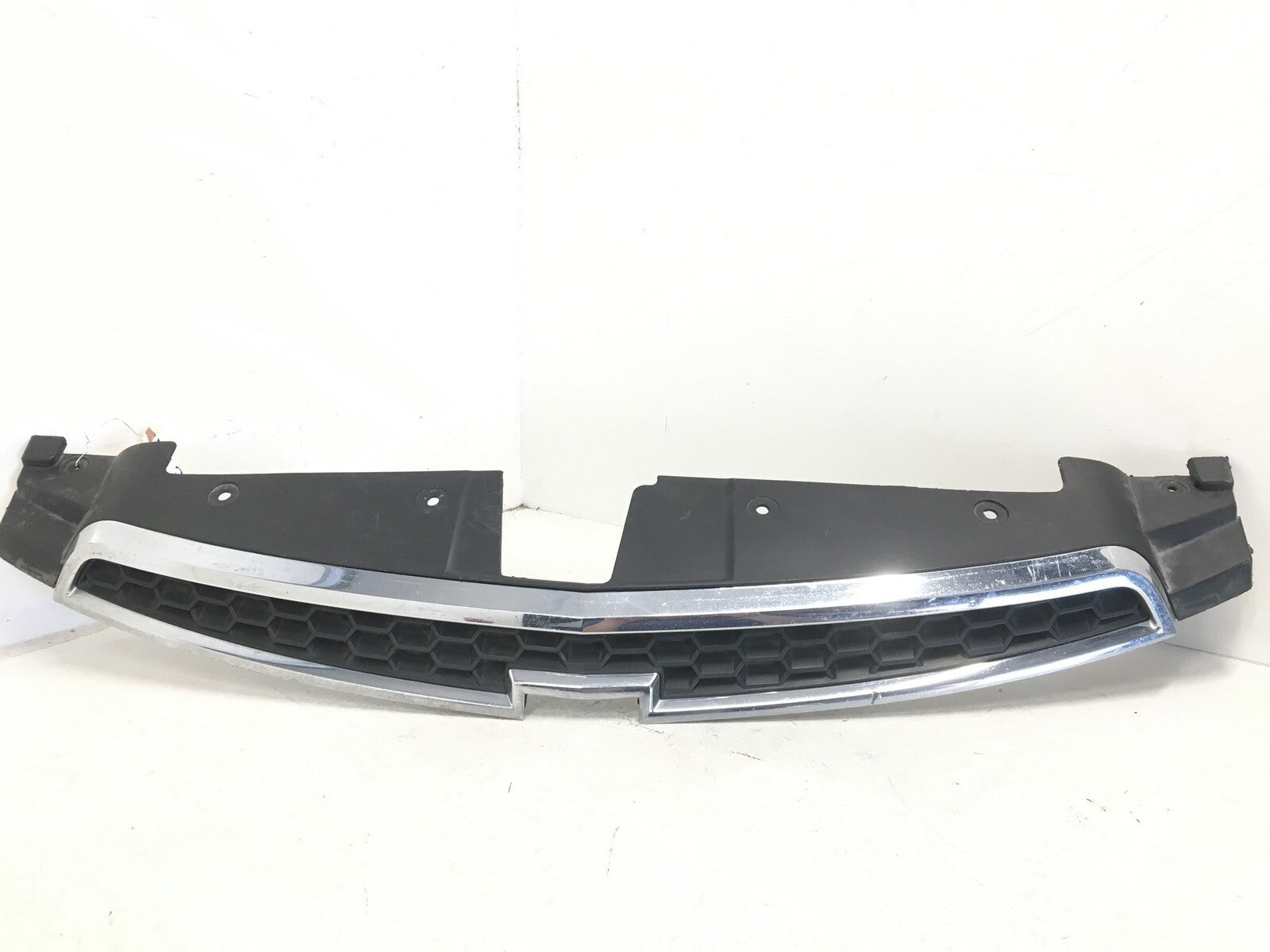 Grille Grill Chevy Cruze 2011-2014 96981100 OEM