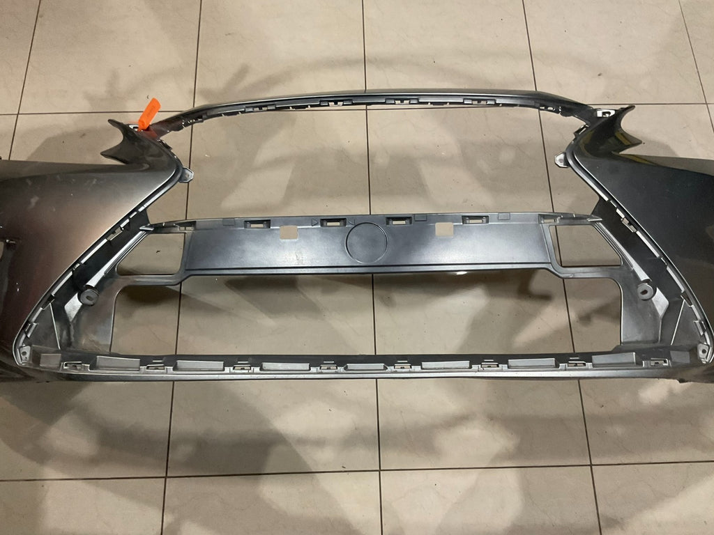 Front Bumper Cover Silver 2016-2018 Lexus ES350/ES300h Base 52119+06d20 OEM