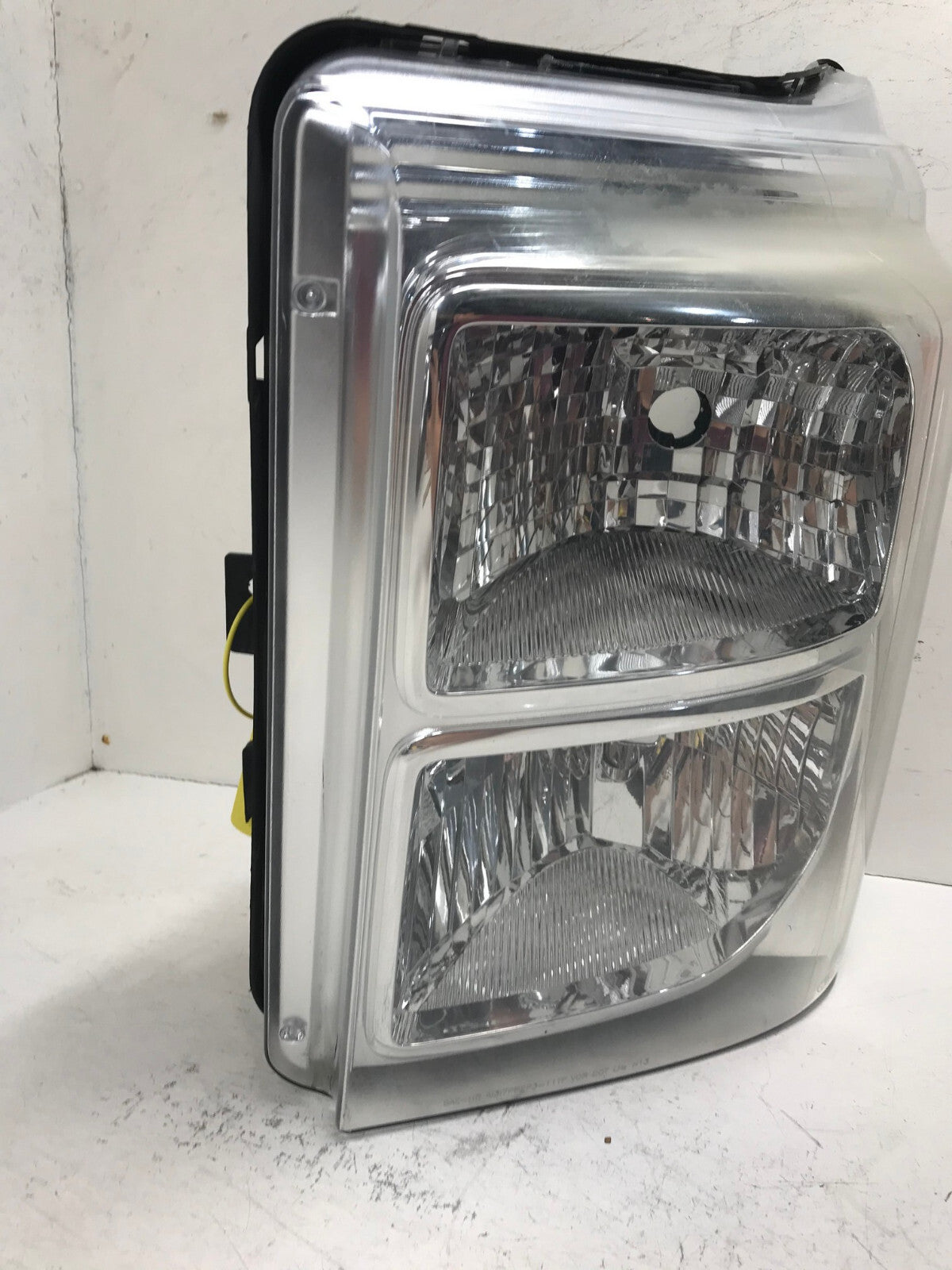 Headlight Damaged LH Driver 11-2015 Ford F350 F450 Super Duty BC34-13006-B OEM