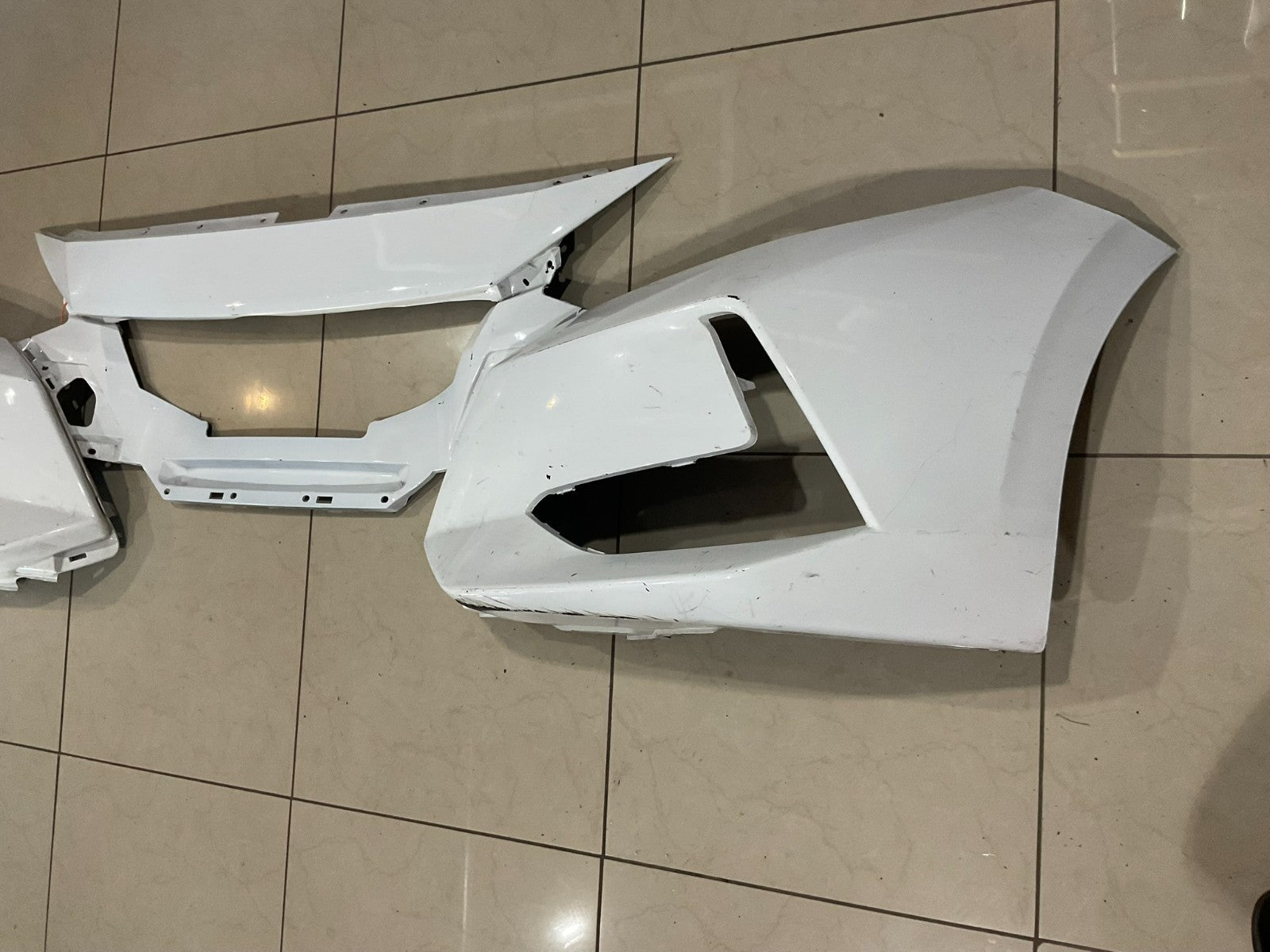 Front Bumper Cover White 2020 2021 2022 Nissan Sentra S/SV 62022+6lb0h OEM