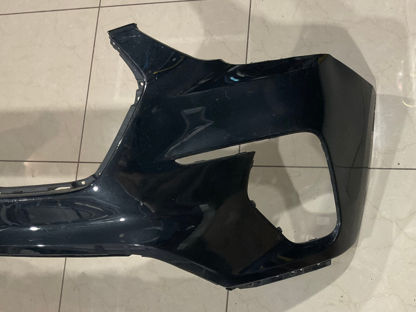 Front Bumper LOCAL Black 2017-2019 Hyundai Santa Fe XL 86511-B8AA0 OEM
