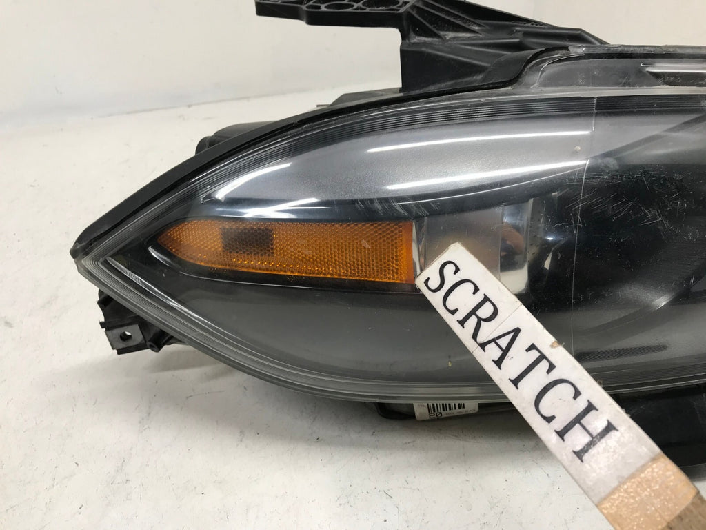 Headlight Damaged Right passenger RH 2013-2016 Dodge Dart 68085140AI OEM