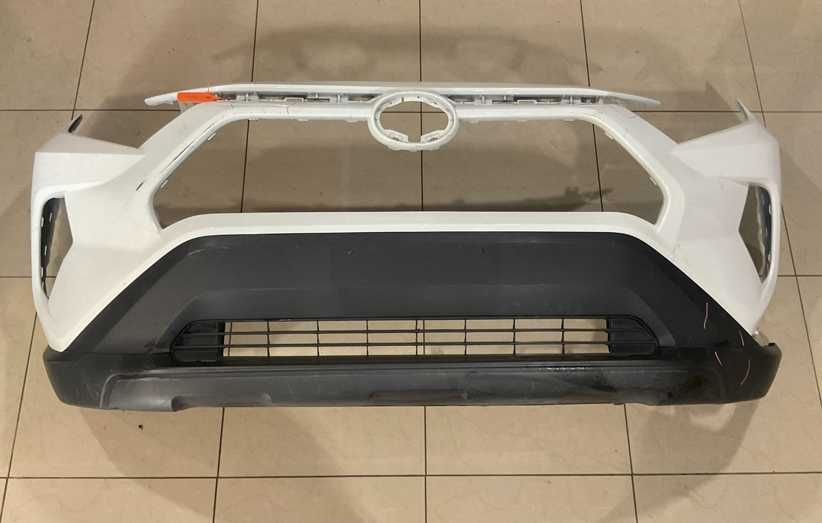 Front Bumper Cover White Toyota RAV4 2019-2021 52119+0r200 OEM