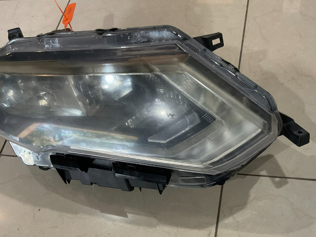 Headlight Right RH Passenger 2017-2021 Honda CRV Touring CAPA
