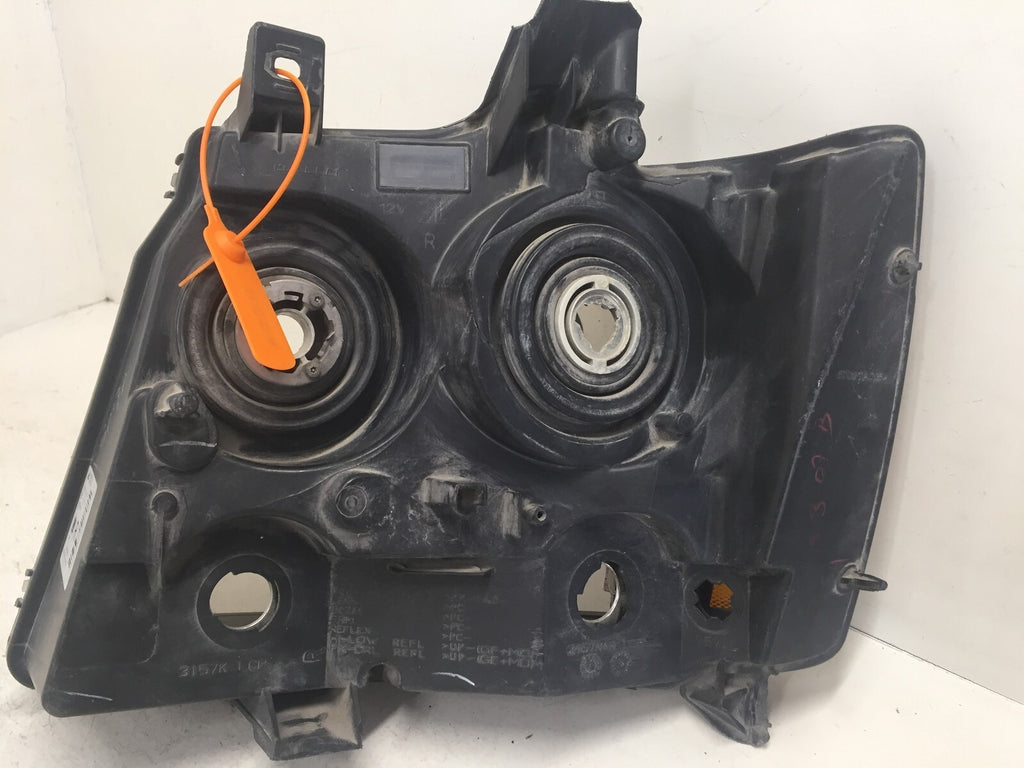 Headlight Damaged Lamp Right RH Chevy Suburban 1500 Avalanche Tahoe 07-2014 OEM