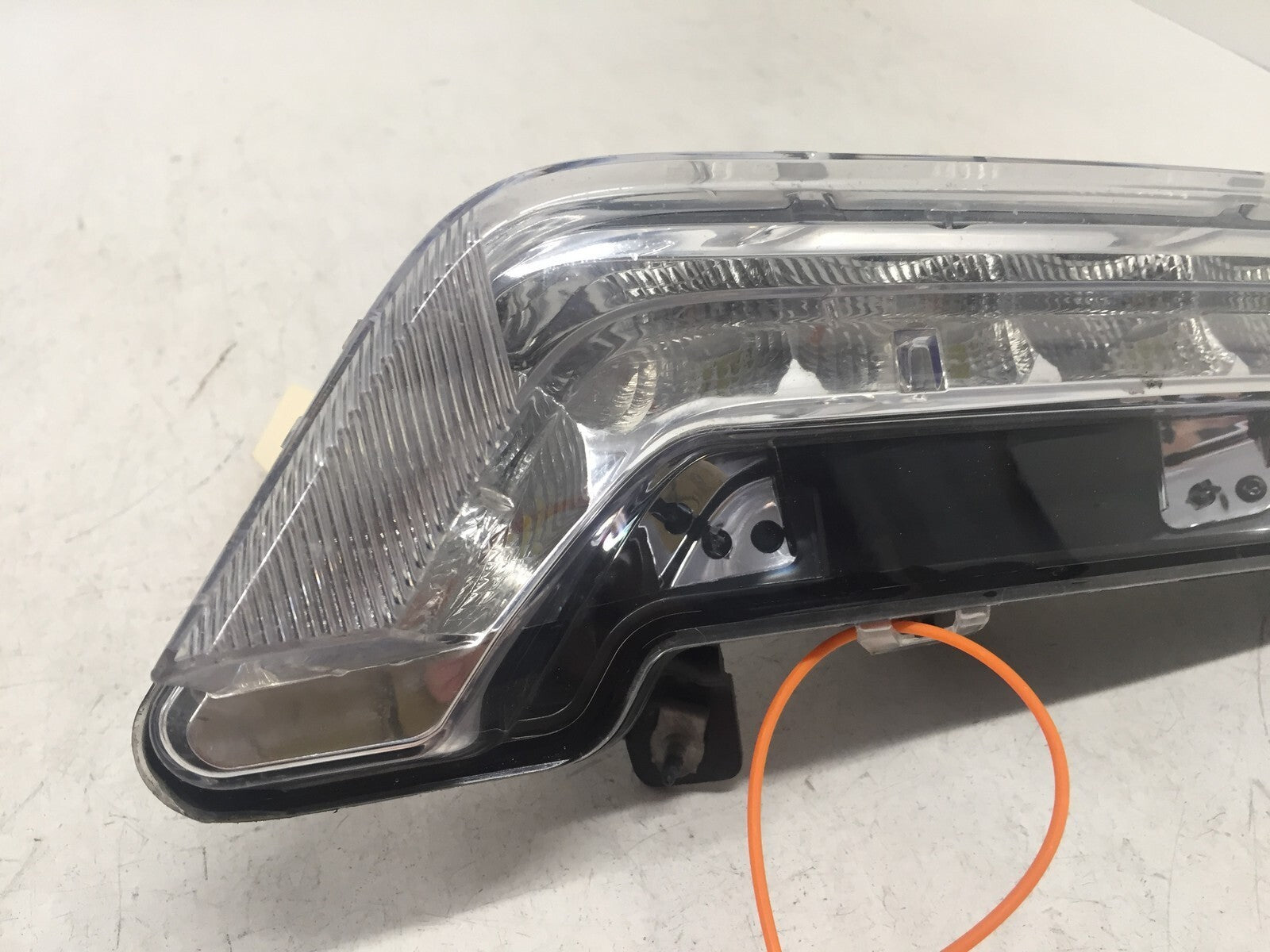 Fog light Damaged Left Side LH Chevy Impala 2014 2015 2016 2017 300461-AA OEM