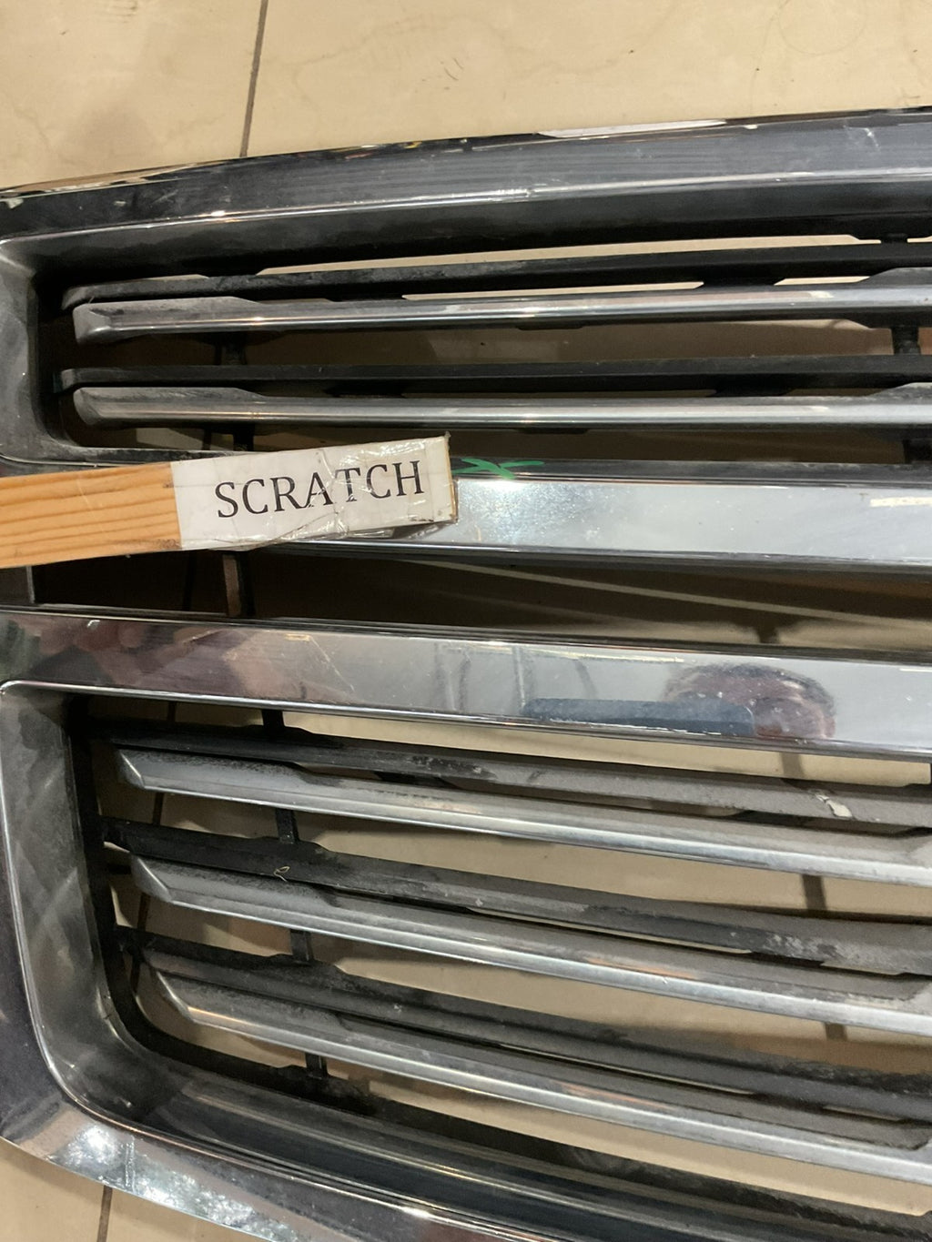 Grille Grill 2015-2020 Chevrolet Tahoe Suburban anh72352 OEM