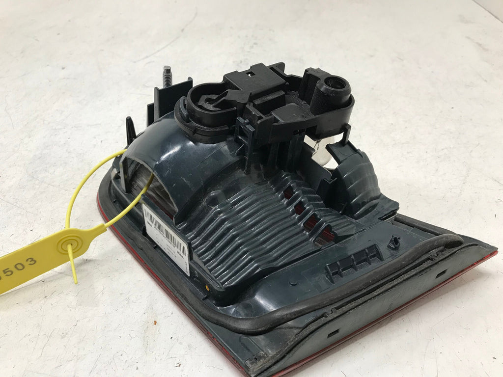 Tail light Damaged Driver Left LH BMW 3 Series F30 2012-2015 7259915-10 OEM