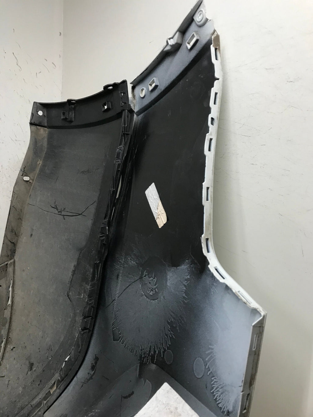 Rear Upper Bumper Cover Volkswagen Tiguan S/SE/SEL/SEL Premium 2018-2020 OEM