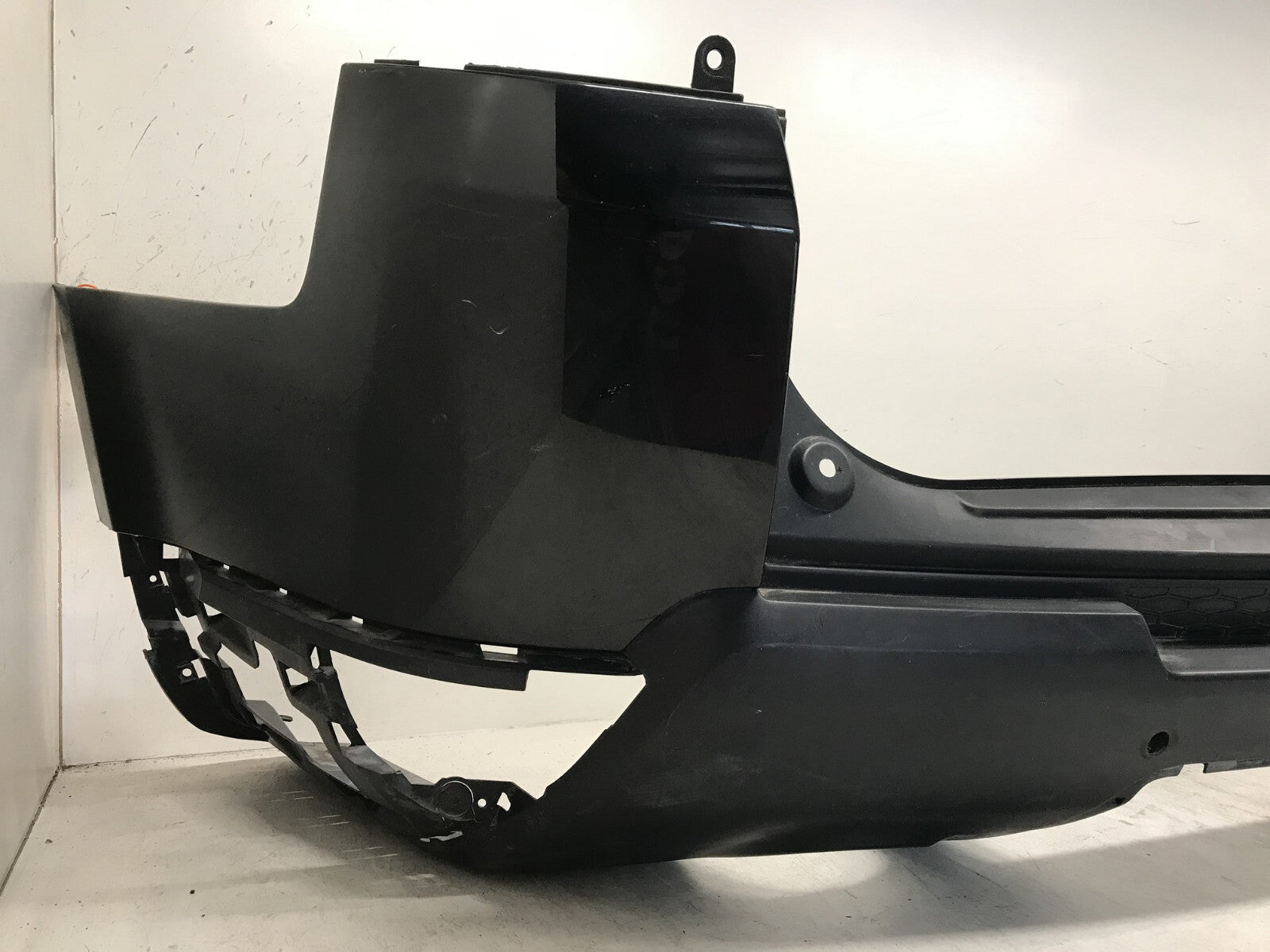 Rear Bumper LOCAL Land Range Rover Sport Base/SE/HSE w/Sensr Holes 2014-2017 OEM