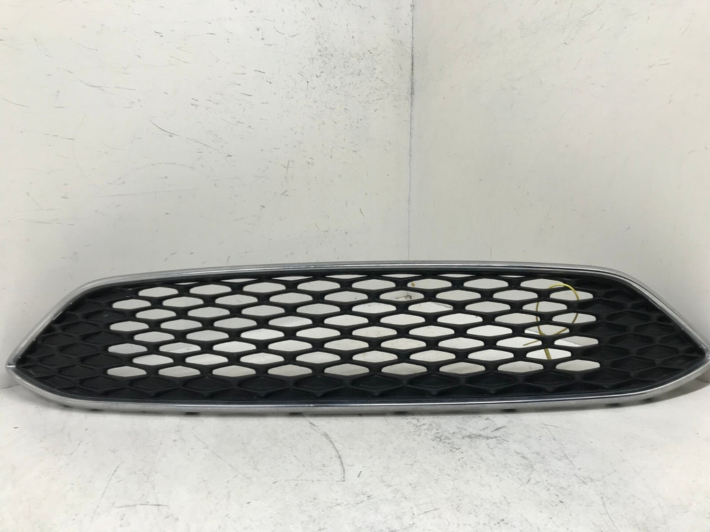 Grill Grille 2015 2016 2017 2018 Ford Focus F1EB-8200-BAW OEM