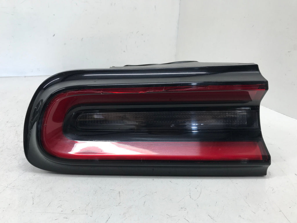 Tail light Damaged Left LH Driver Dodge Challenger 2015-2019 68174069AF OEM