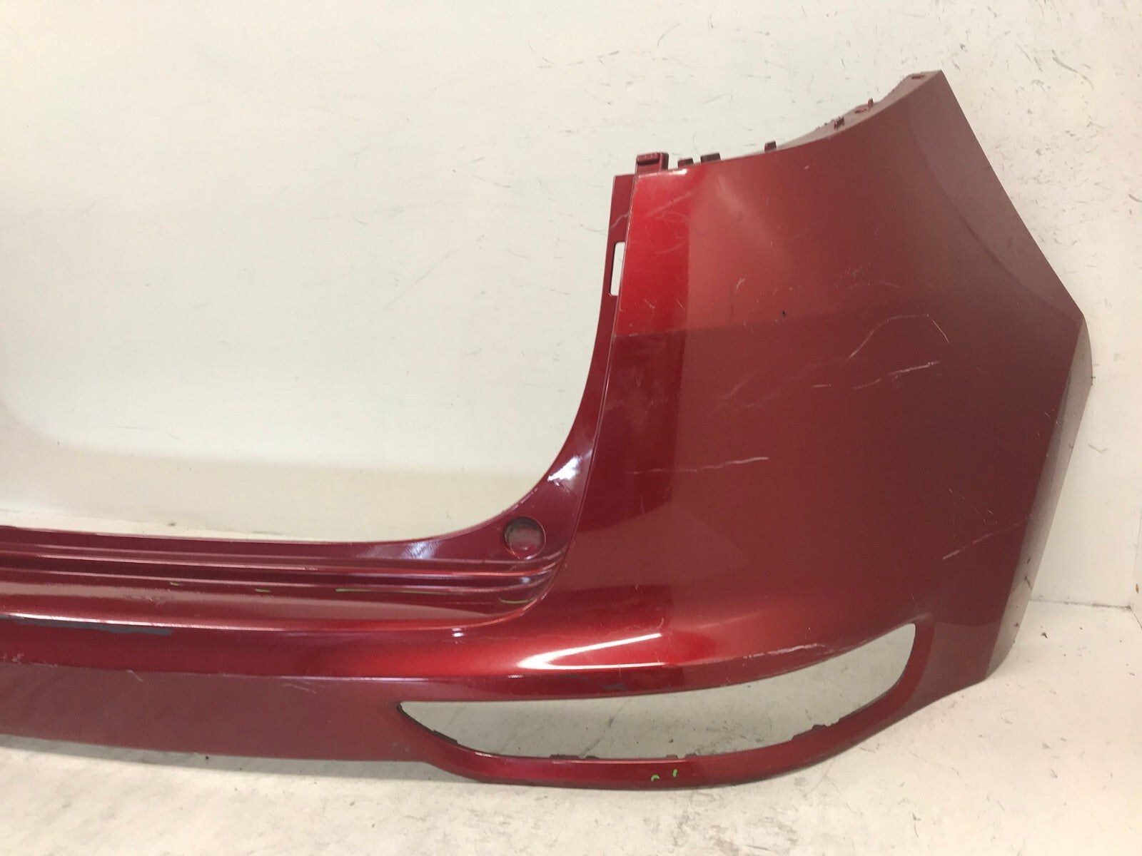 Rear Bumper Cover Red Kia Sportage EX LX SX Turbo 2017 2018 86611-D9000 OEM