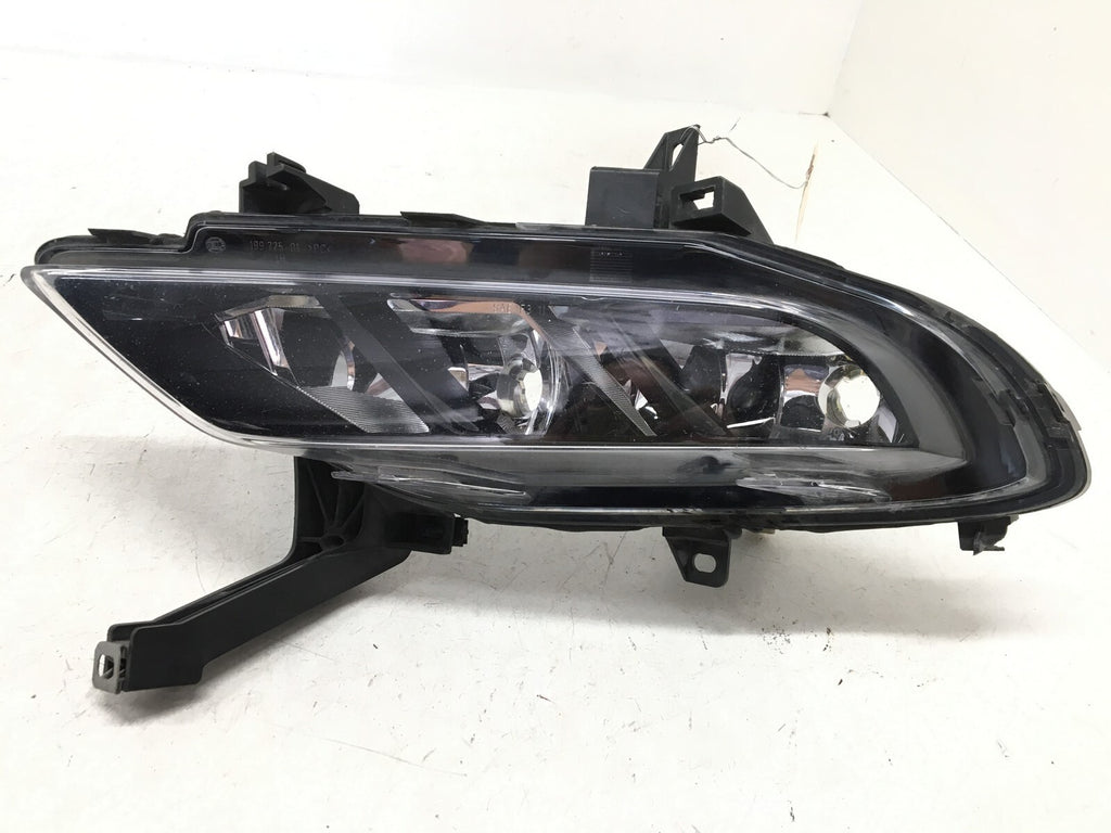 Fog light Damaged Lamp Drivers Side LH Nissan Maxima 2016-2018 OEM