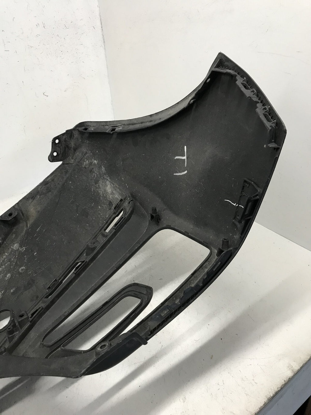 Rear Bumper Cover Hyundai Kona SE SEL 2018 2019 86610-J9000 OEM2